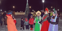 В парке «Старый город» прошло новогоднее представление «Новогодние приключения Вовки в тридесятом государстве» - Ядринский район
