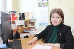 Передает опыт молодым специалистам